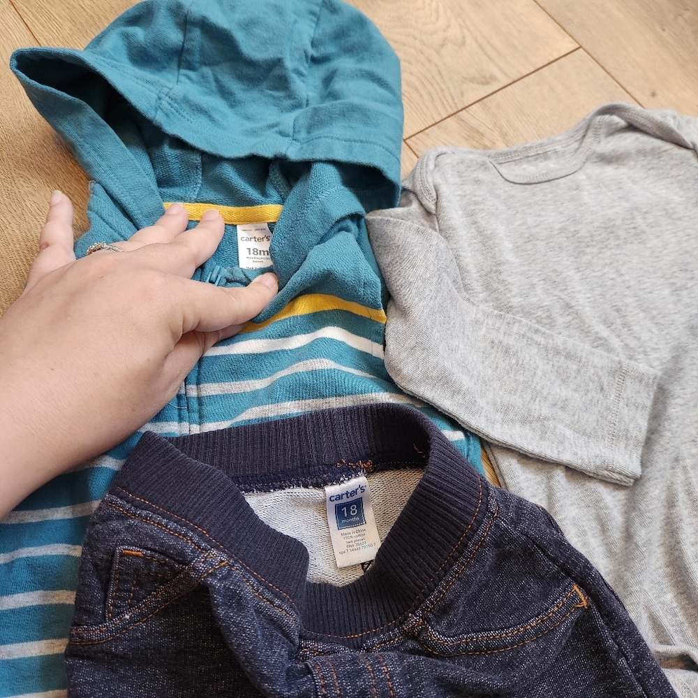 18m Carter's Vest Outfit Set - Picture 3 of 3